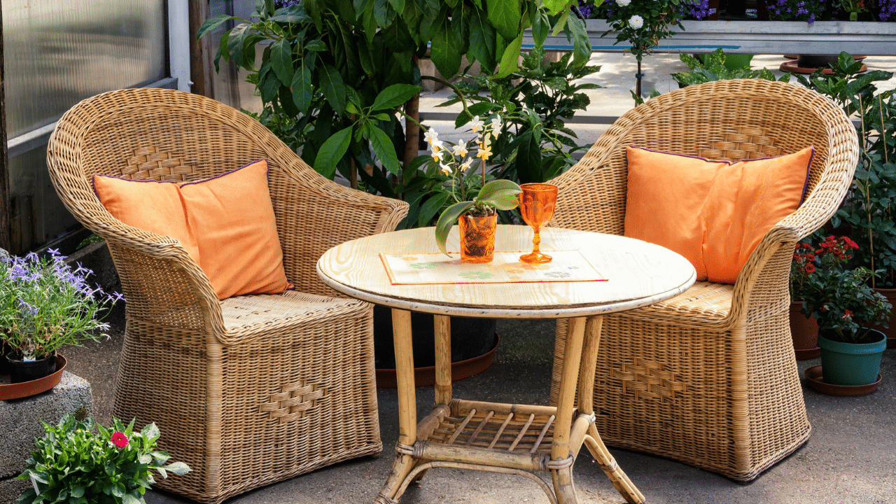 Hoe onderhoud je wicker tuinmeubelen?
