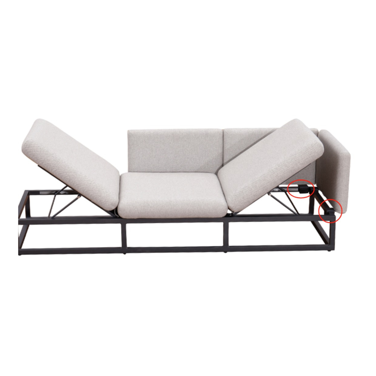 Moderne verstelbare loungeset van Boender Outdoor met grijze kussens en zwart metalen frame, zijaanzicht met opengeklapte rugleuningen.