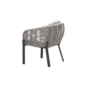 Linkerzijaanzicht Fiji dining tuinstoel met aluminium poten en rope afwerking