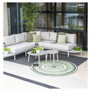 Frigole loungeset compleet in moderne serre met groene accessoires