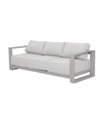 Moderne driezits loungebank met taupekleurig aluminium frame en lichtgrijze kussens