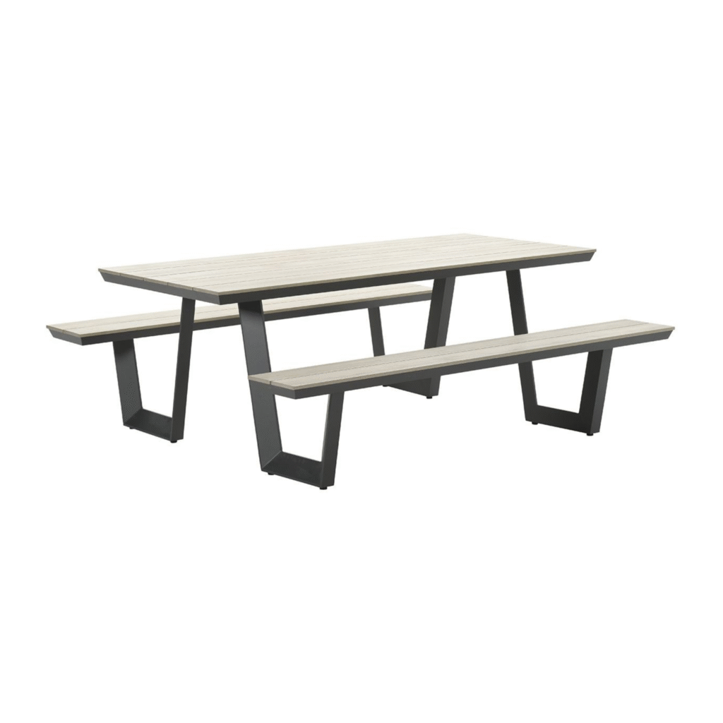 Rechthoekige picknicktafel met licht teak vironwood blad en metalen frame
