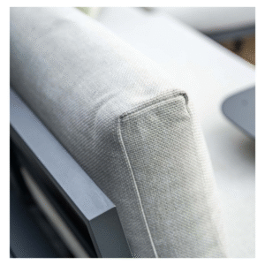 Close-up van Prinos loungeset rugkussen met aluminium frame