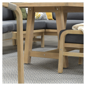 Onderstel van houten tafel en banken van Santos lounge-diningset